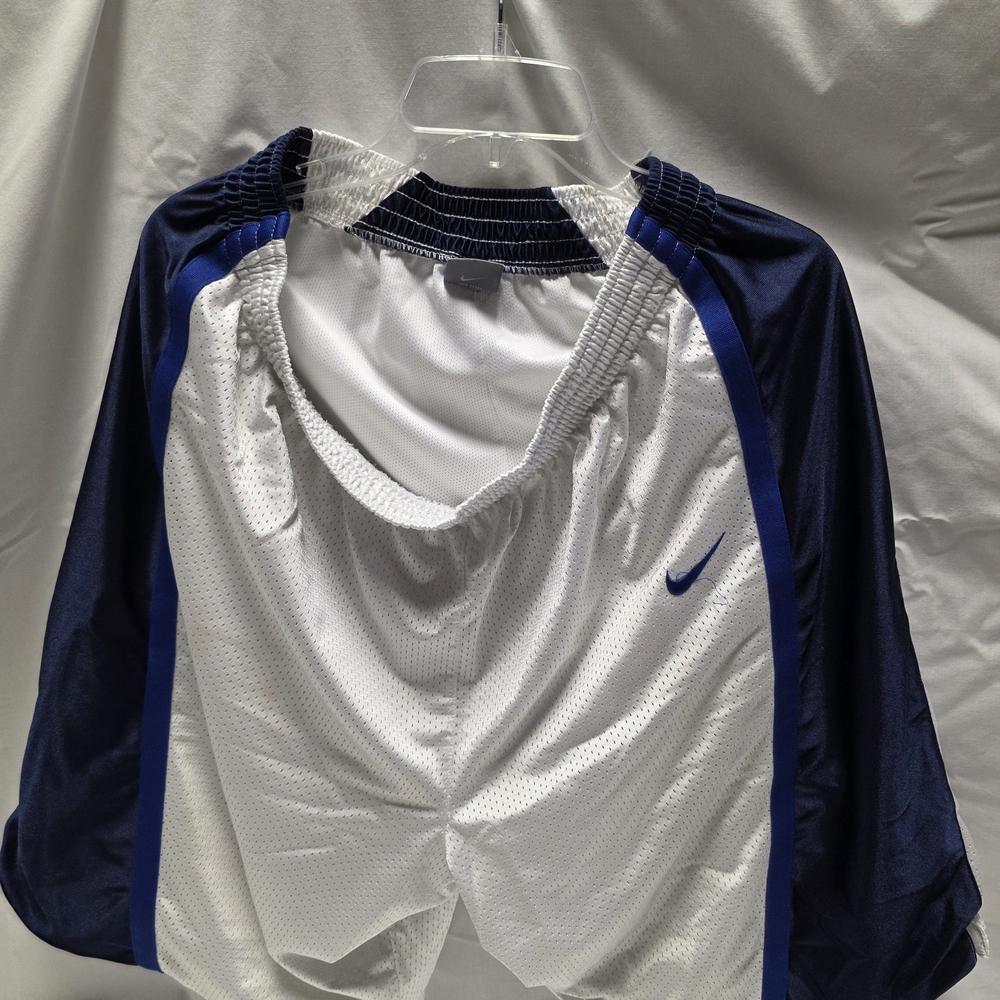 Nike Men's Athletic Shorts - White and Blue